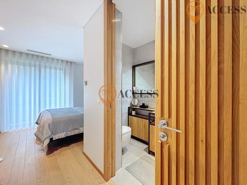 Maison - 177 m² - 7 pièces