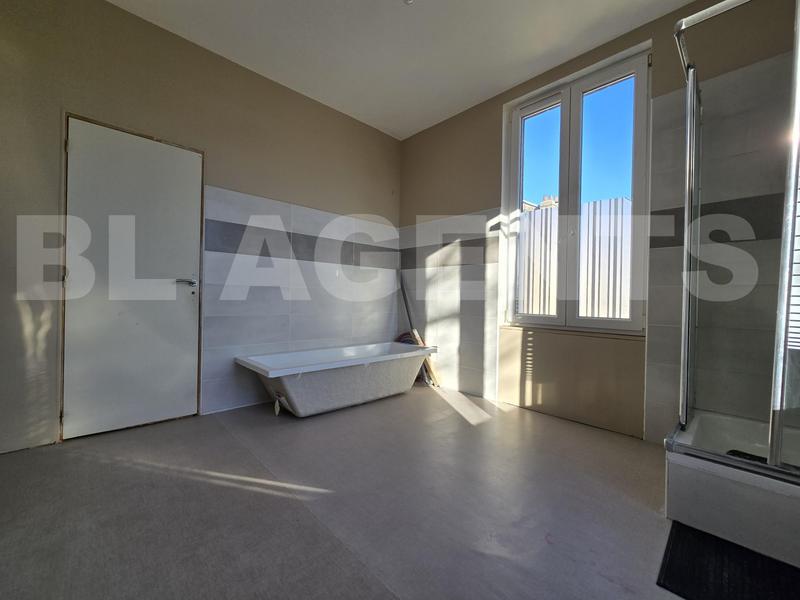 Appartement - 131 m² - 5 pièces