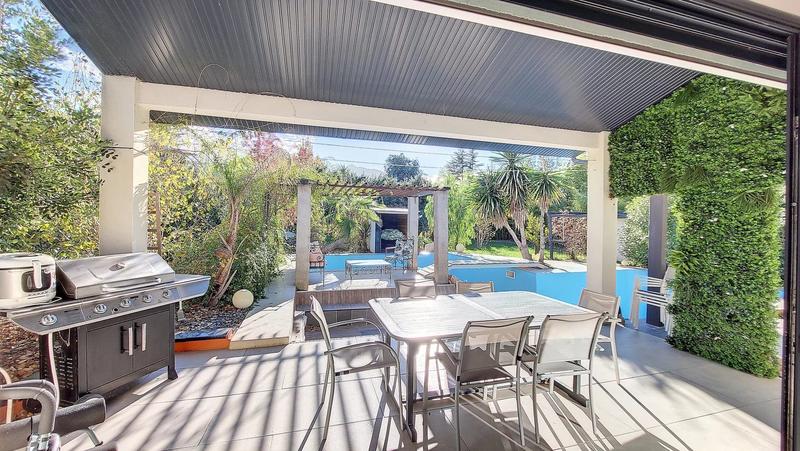 Immeuble - 157 m² - 7 pièces