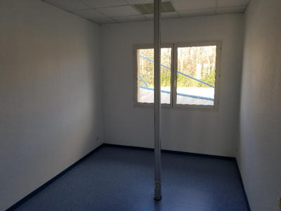 Bureau - 80 m² - 3 pièces