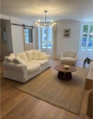 Maison - 160 m² - 4 pièces