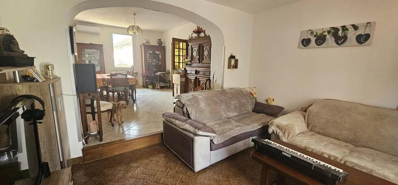 Maison - 140 m² - 5 pièces