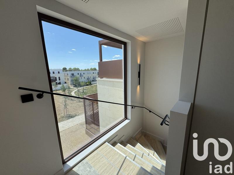 Appartement - 96 m² - 3 pièces