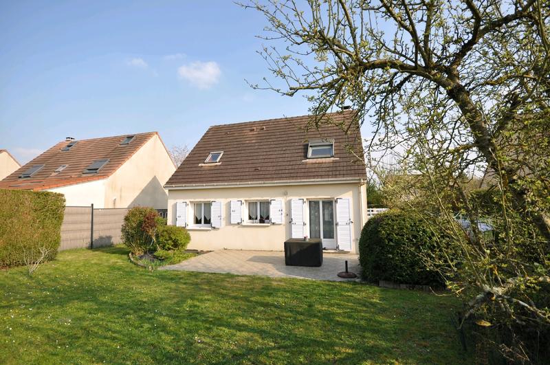 Maison - 99 m² - 6 pièces