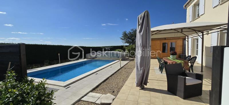 Maison - 140 m² - 6 pièces