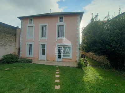 Maison - 190 m² - 6 pièces