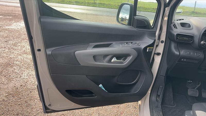 Citroën Berlingo 1.2 PureTech 130 Eat8 Shine