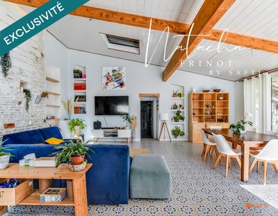 Maison - 210 m² - 8 pièces