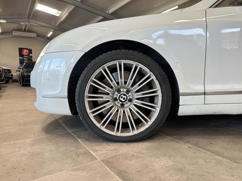 Bentley Continental Flying Spur 6.0i W12 - Bva Berline / Garantie 12 Mois