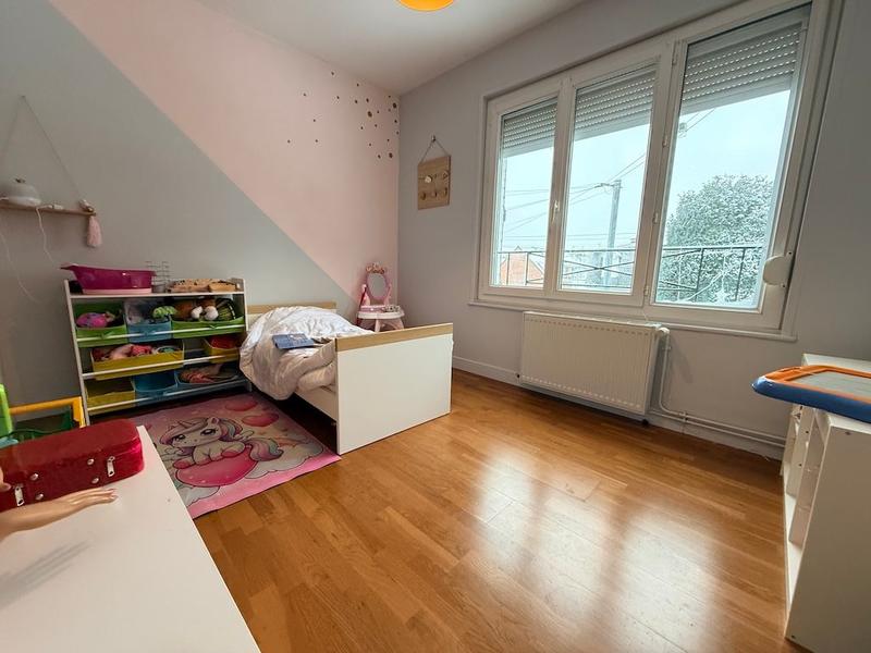 Maison - 110 m² - 5 pièces