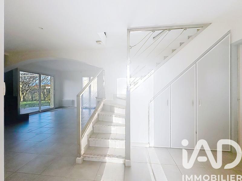 Maison - 137 m² - 5 pièces