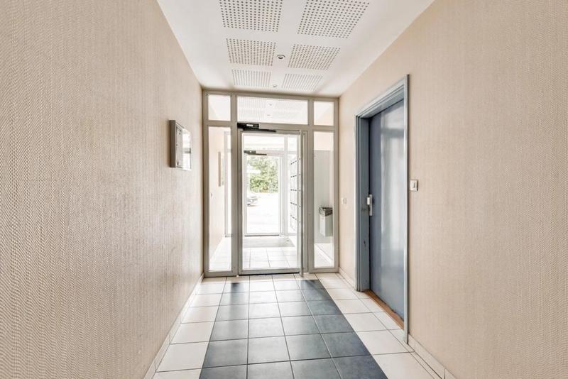 Studio - 27 m² - 1 pièce