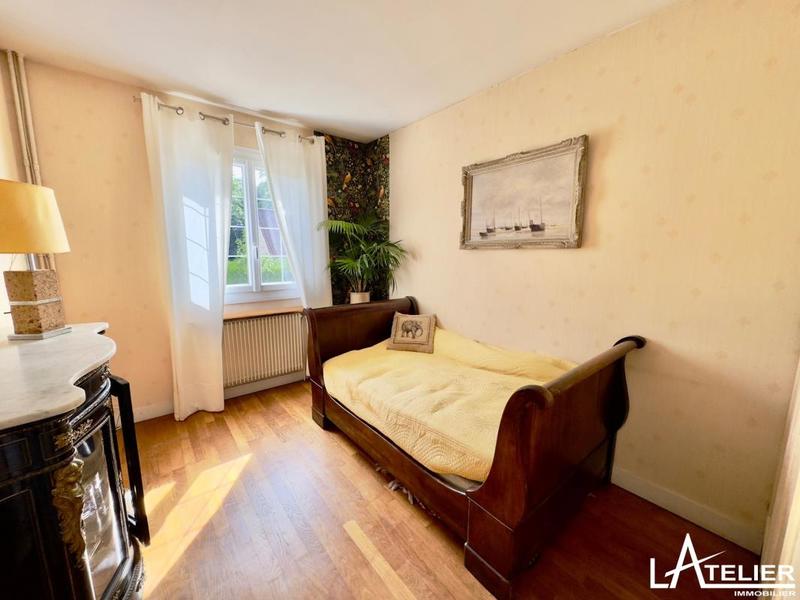 Maison - 170 m² - 10 pièces