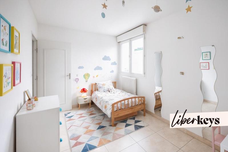 Appartement - 80 m² - 3 pièces