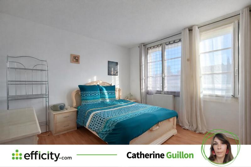 Maison - 90 m² - 5 pièces