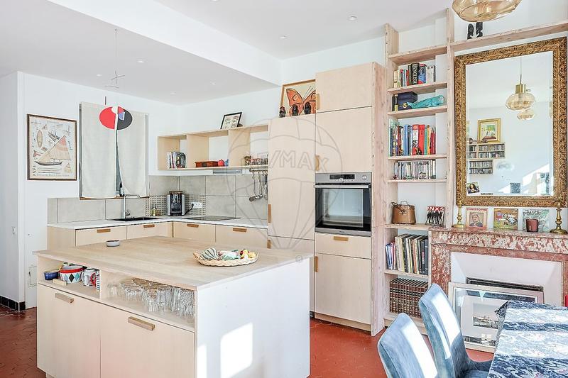 Appartement - 90 m² - 3 pièces