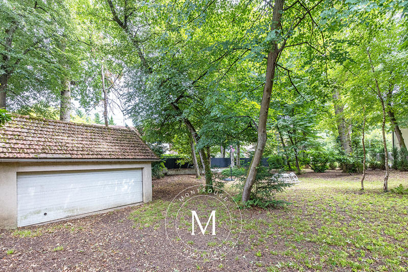 Maison - 269 m² - 10 pièces