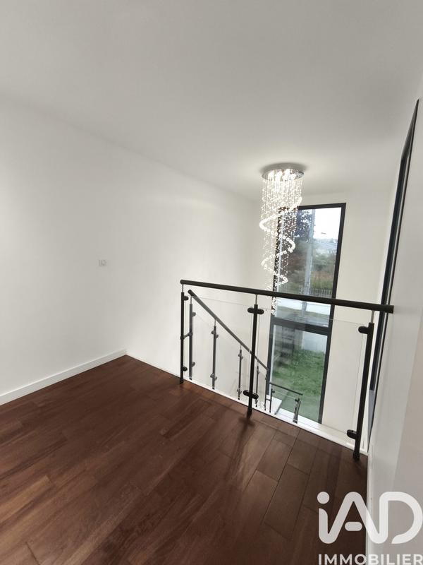 Maison - 142 m² - 5 pièces