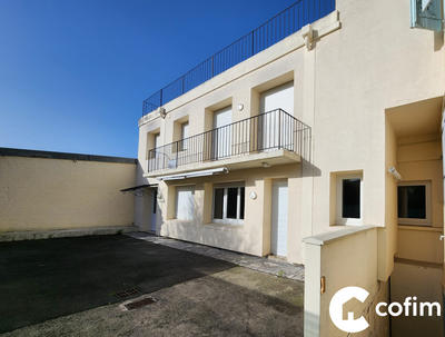 Maison - 104 m² - 4 pièces