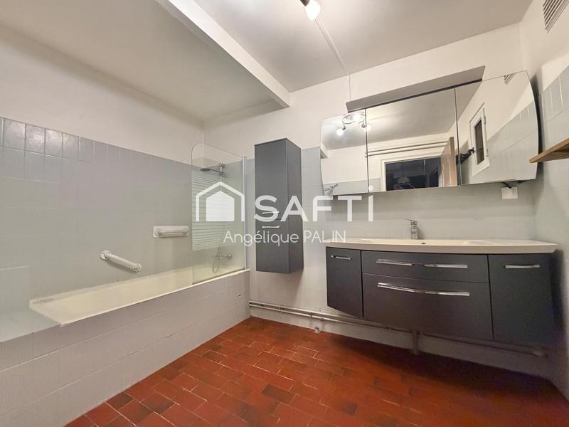 Maison - 180 m² - 6 pièces