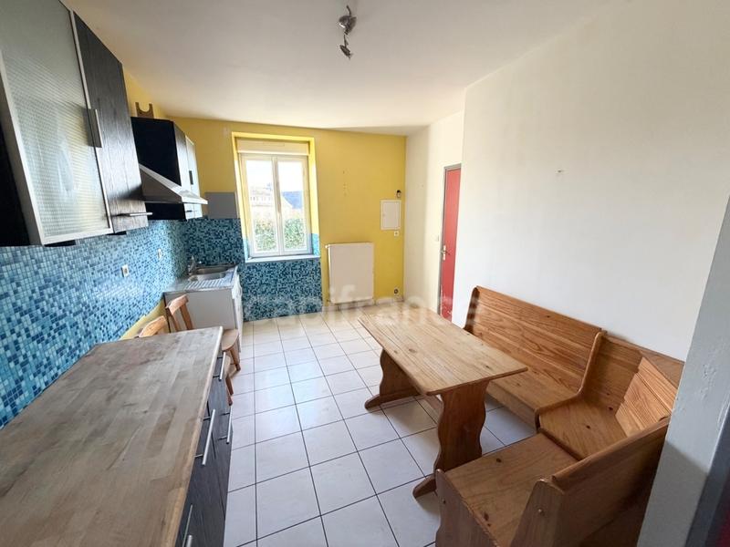 Maison de village - 80 m² - 5 pièces