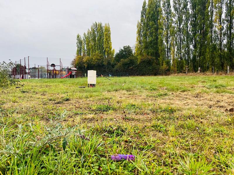 Terrain constructible - 845 m²