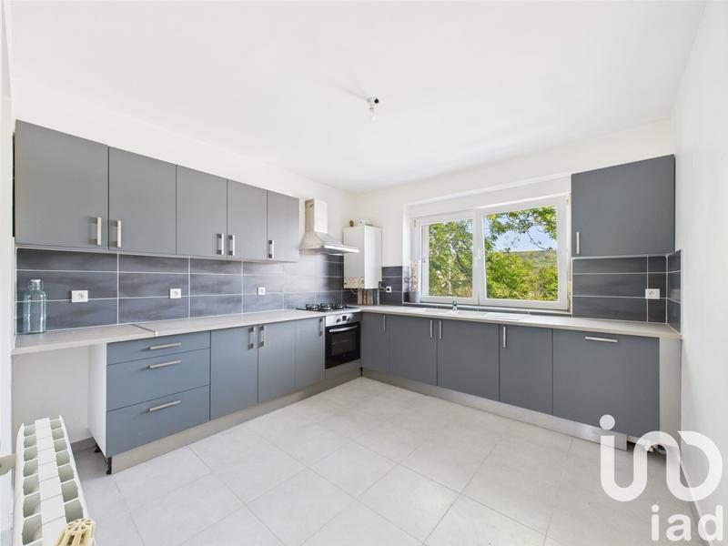 Appartement - 79 m² - 4 pièces