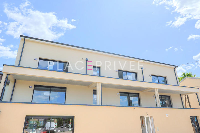 Appartement - 80 m² - 3 pièces