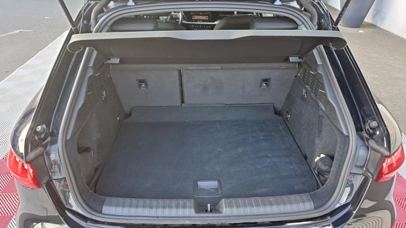 Audi A3 sportback 40 Tfsie 204 s tronic 6 Business Line