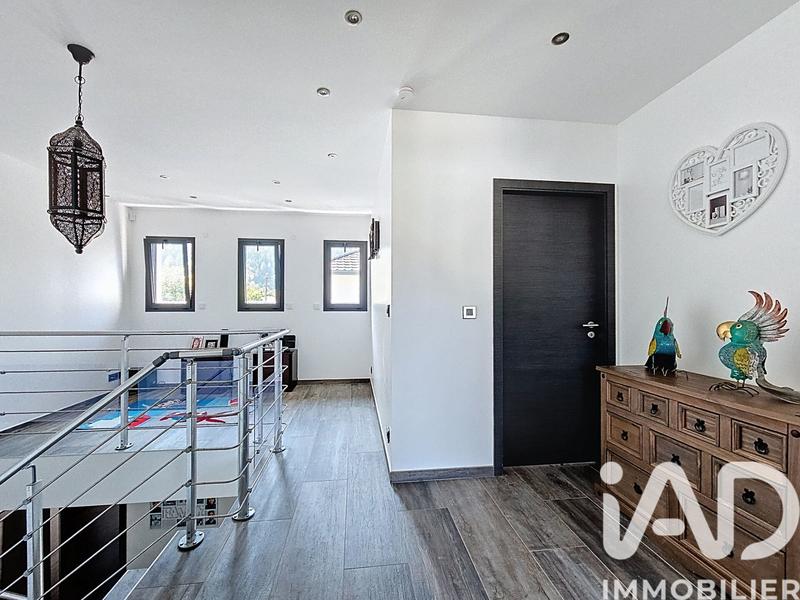 Maison - 160 m² - 6 pièces