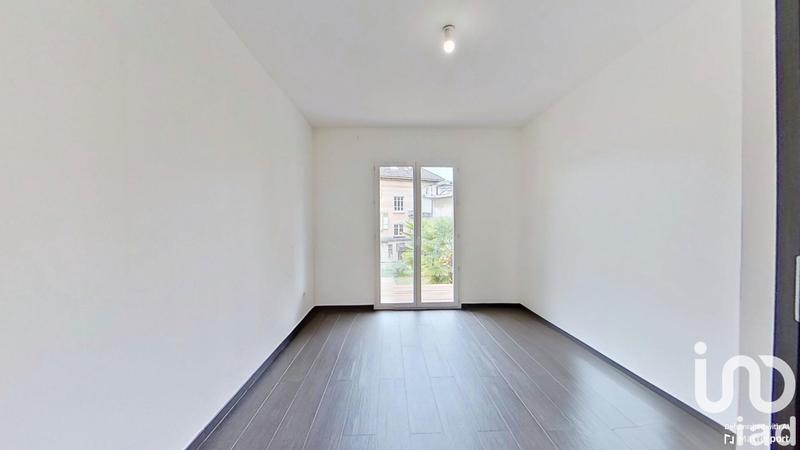 Maison - 180 m² - 6 pièces