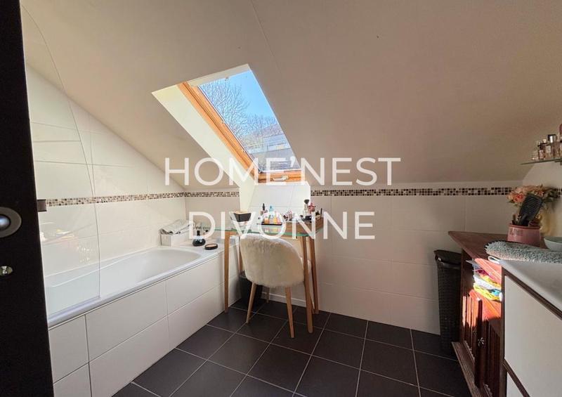 Maison - 187 m² - 6 pièces