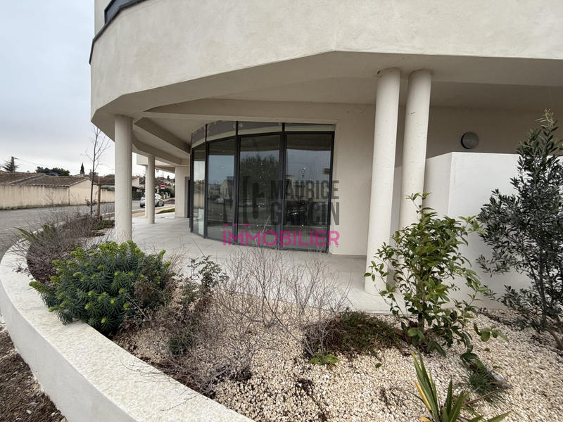 Local commercial - 68 m² - 1 pièce