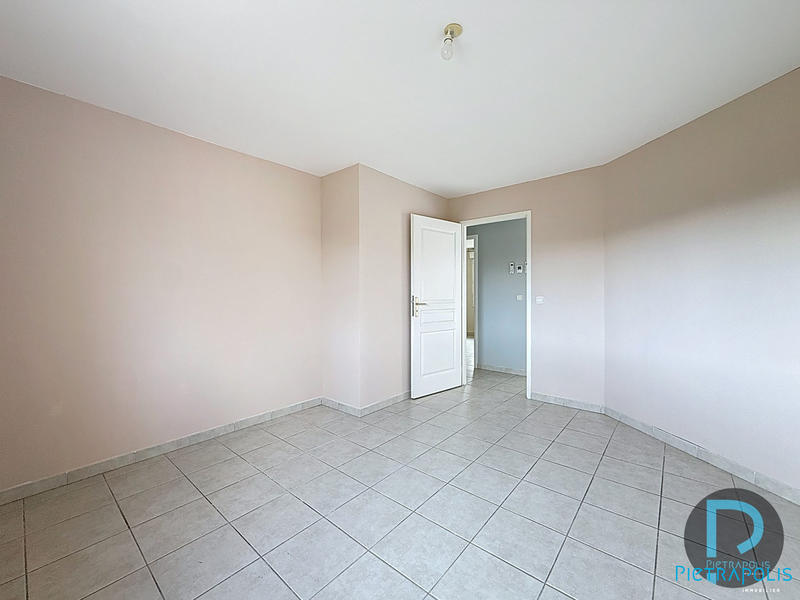 Maison - 88 m² - 7 pièces