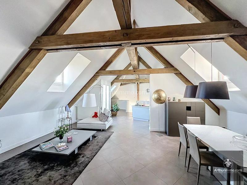 Appartement - 110 m² - 5 pièces