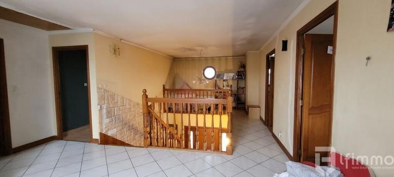 Maison - 200 m² - 7 pièces