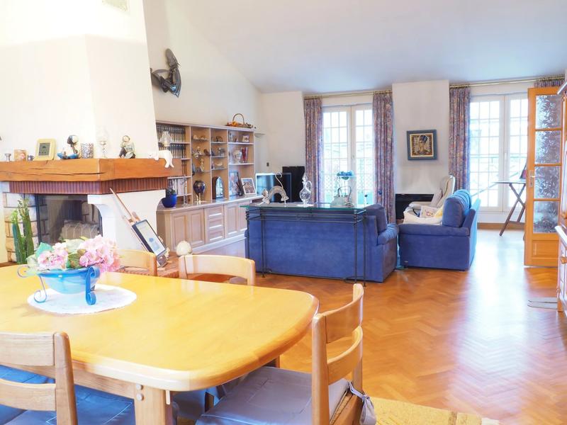 Appartement - 120 m² - 5 pièces