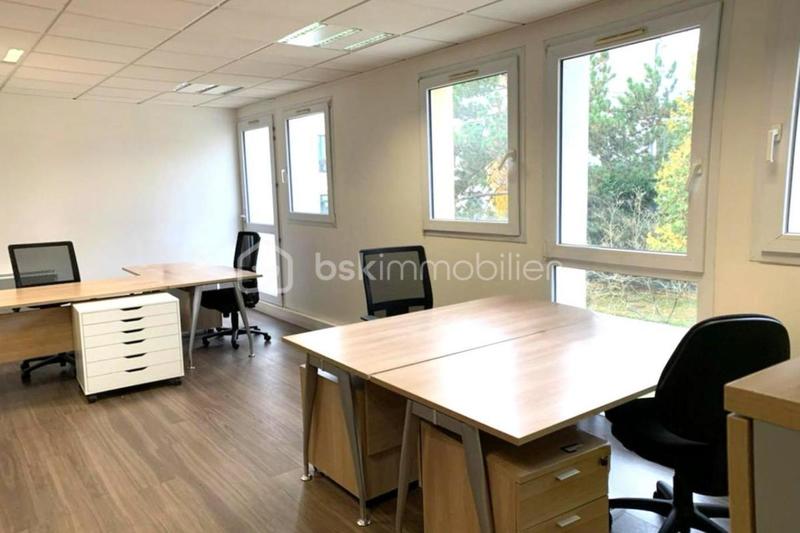 Bureau - 85 m² - 4 pièces