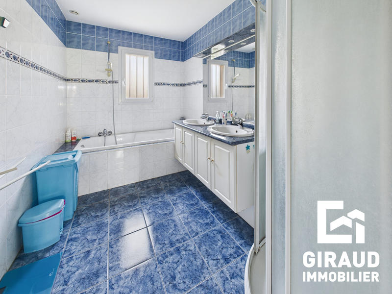 Maison - 103 m² - 5 pièces