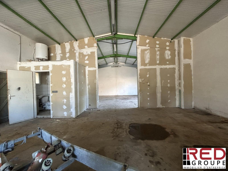 Entrepôt - 150 m²