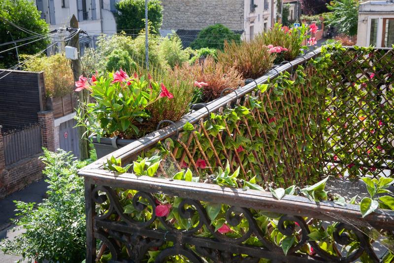 Maison - 180 m² - 9 pièces