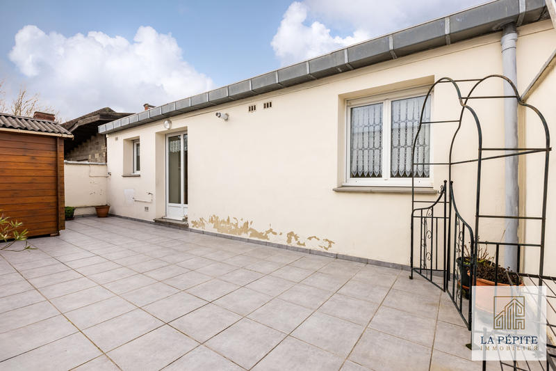 Appartement - 90 m² - 3 pièces