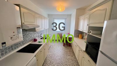 Appartement - 82 m² - 3 pièces