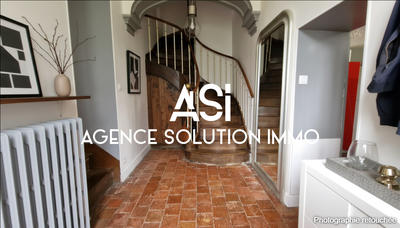 Maison - 166 m² - 8 pièces