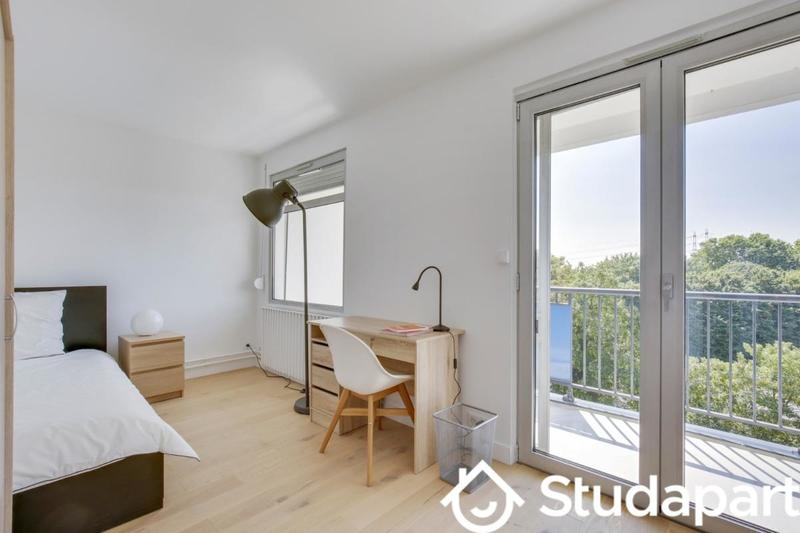 Chambre - 10 m² - 1 pièce