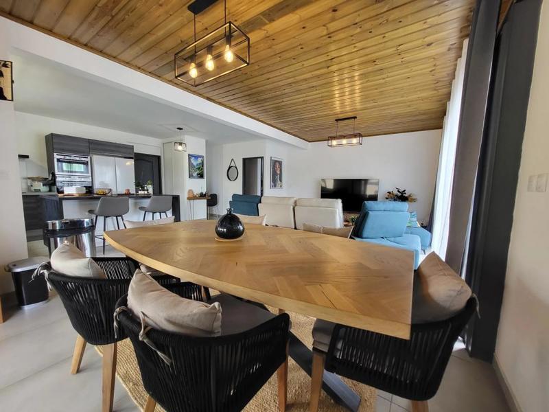 Villa - 195 m² - 5 pièces