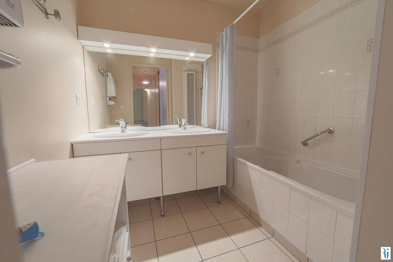 Appartement - 75 m² - 3 pièces