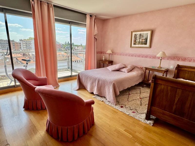 Appartement - 121 m² - 4 pièces