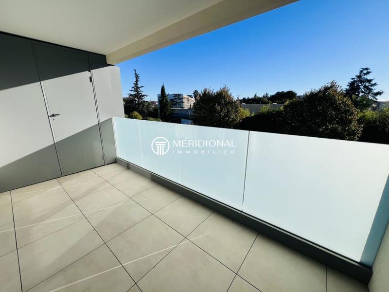 Appartement - 96 m² - 4 pièces