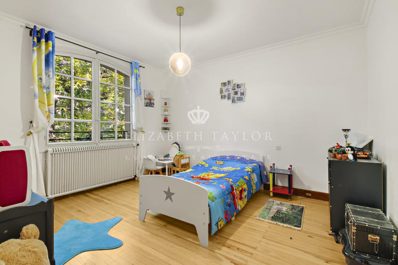 Villa - 420 m² - 14 pièces